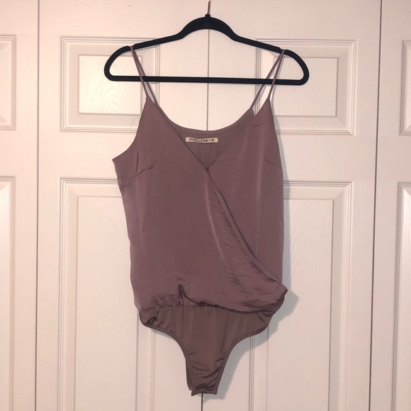 Vanilla Star Bodysuit - Picture 3 of 5